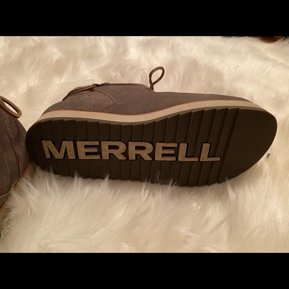 COPY - Great Merrill boots! Worn once (around the house/yard)